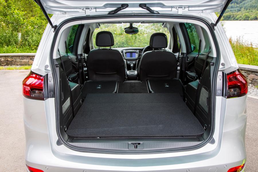 Багажник Vauxhall Zafira Tourer 2016 года  (фото 12 из 32)